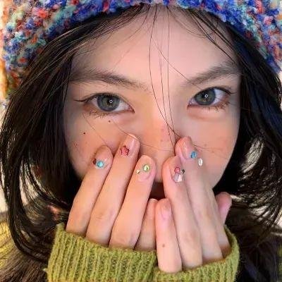 她的爱是一场骗局